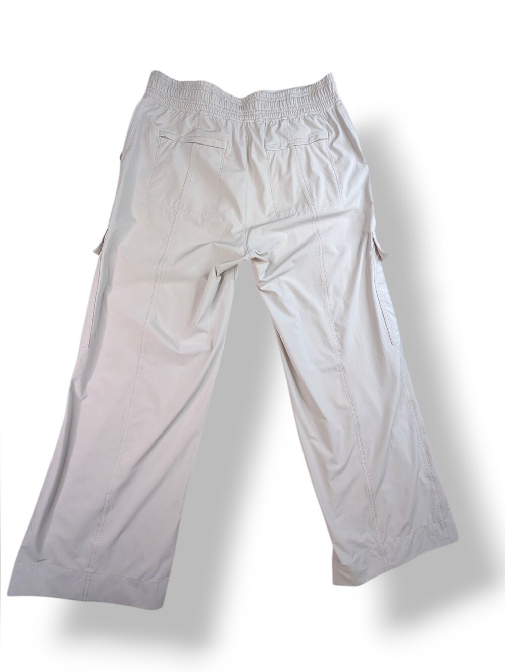 Athleta "Chelsea" Sz 8 Taupe/Stone Super Soft Fabric Flowy Wide Leg Zip Pockets - Picture 11 of 16